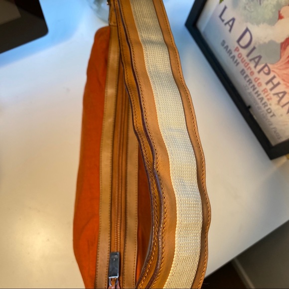 AUTHENTIC GUCCI BAG - Picture 6 of 13
